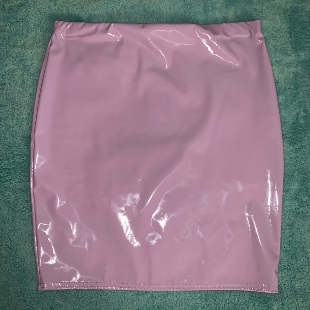 Faux leather mini skirt